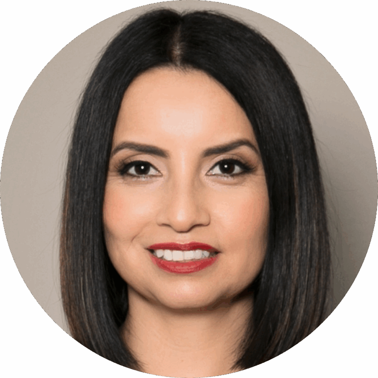 Mireya Perez headshot